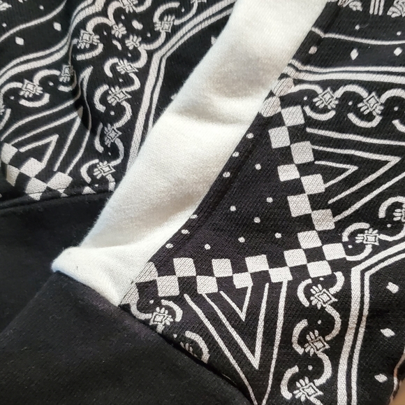 Adidas Hoodie Geometric Black & White Rare Size M - Picture 2 of 6